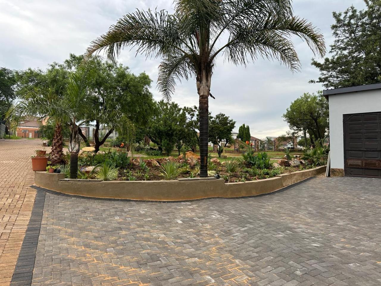 Hotel Eagles View Kungwini Bronkhorstspruit Exterior foto